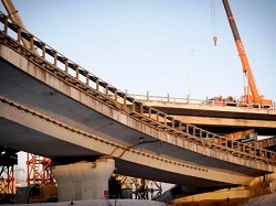 На Варшавском шоссе откроют эстакаду