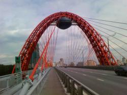 В Москве приводят в порядок мосты и эстакады